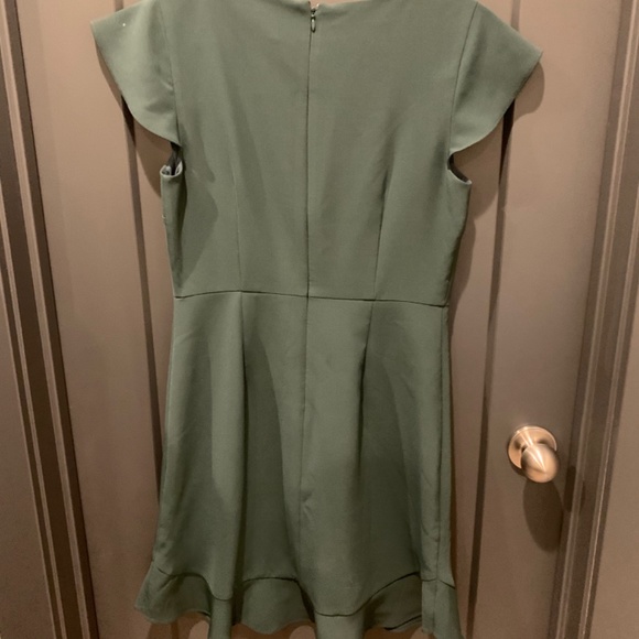 NWT Hunter Green Dress - Picture 2 of 3